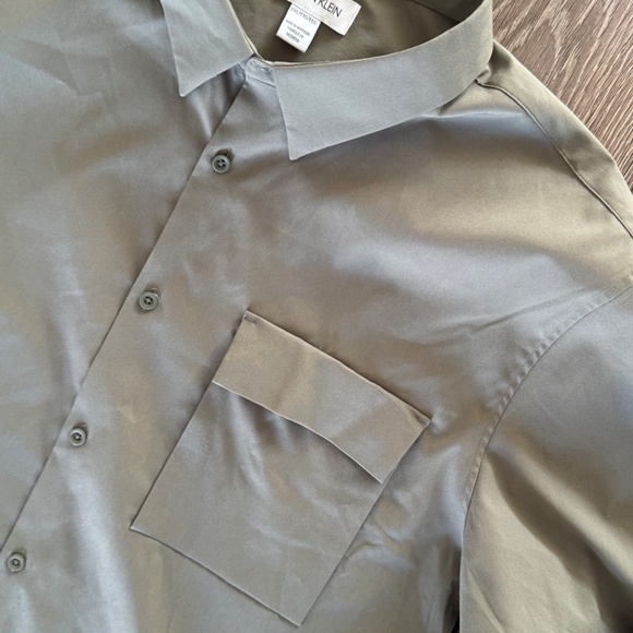 Calvin Klein Mens Shirt - Picture 3 of 5